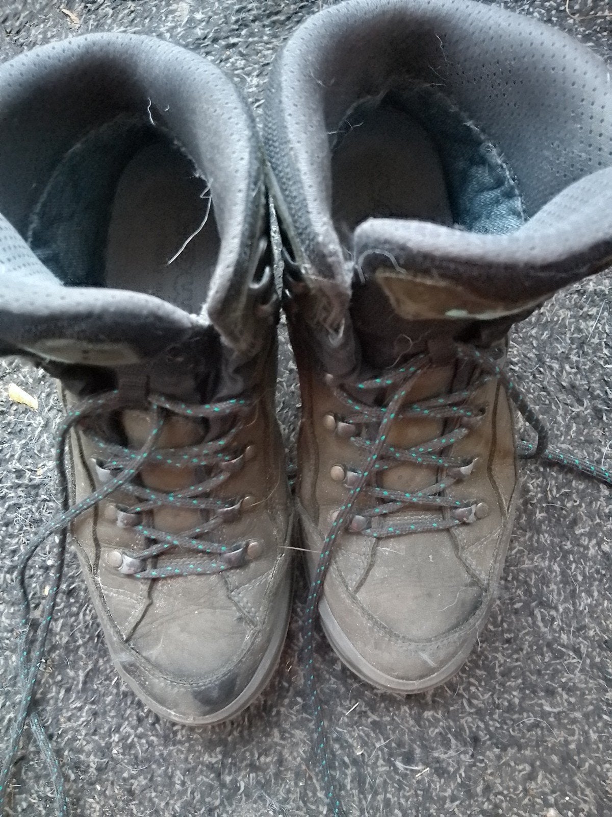 Lowa wandelschoenen - Maat 39.5 - Met lichte vlek, Ophalen