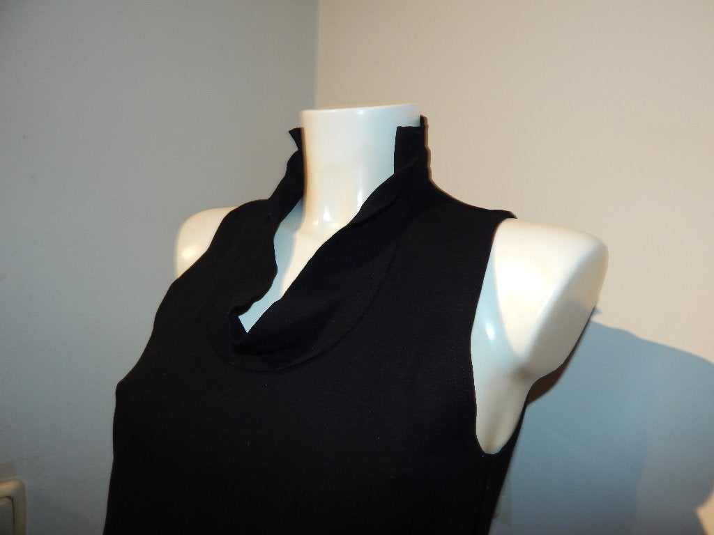 Sarah Pacini zwarte jurk apart kraagje en halslijn mt 3/40, Maat 38/40 (M), Verzenden, Sarah Pacini, Zwart