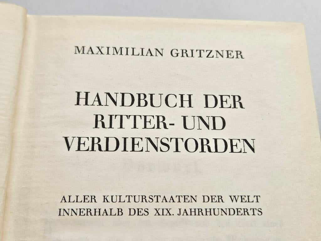 Boek medaille Europa ridderorden Stichting KROON, Ophalen of Verzenden, Landmacht, Nederland, Lintje, Medaille of Wings
