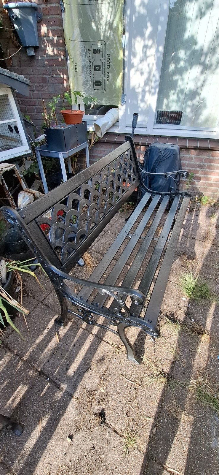 Tuinbank met gietijzeren frame en houten latten, Ophalen of Verzenden, Gebruikt, Hout
