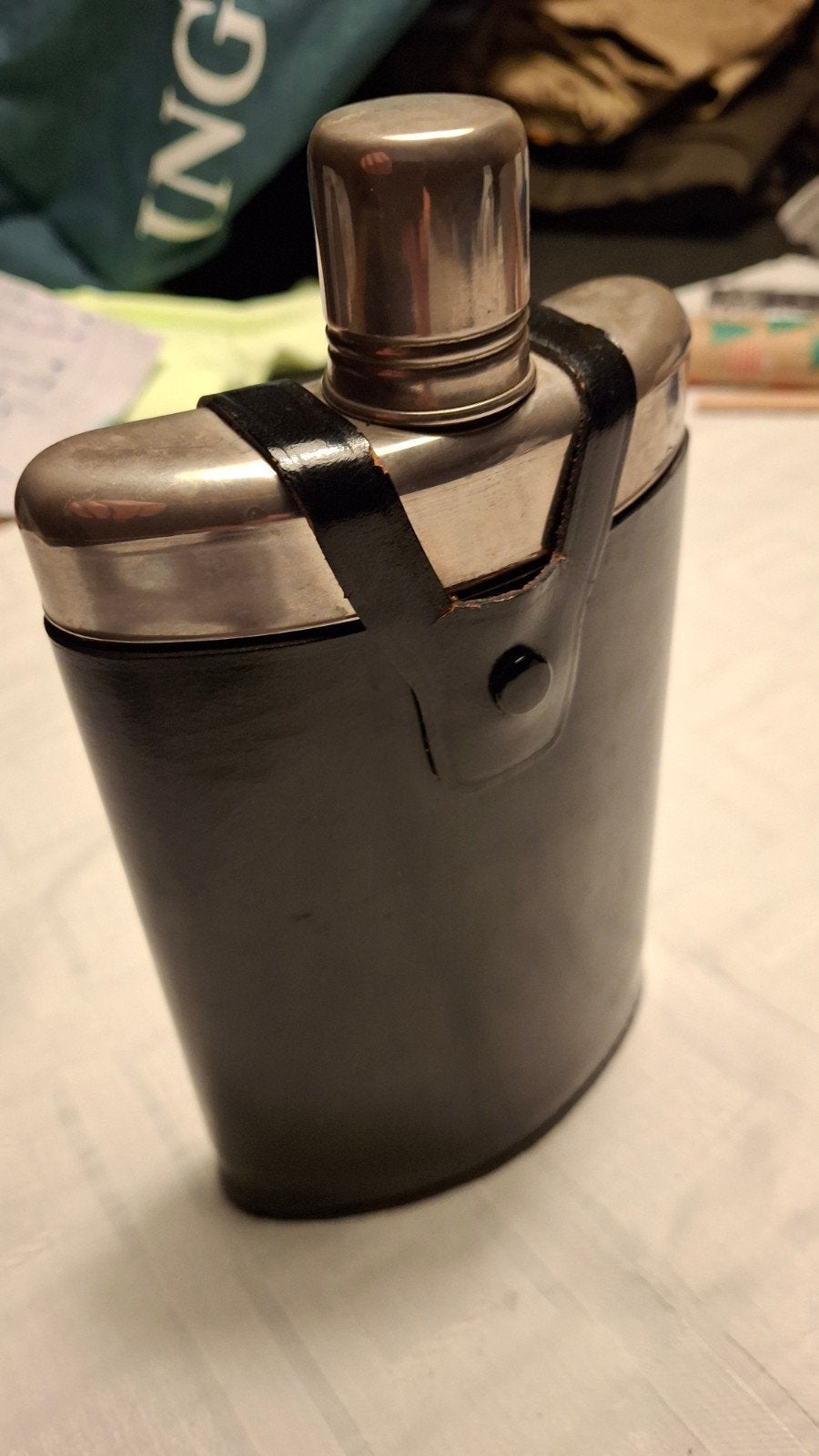 Vintage heupfles met lederen etui, Antiek en Kunst, Ophalen of Verzenden