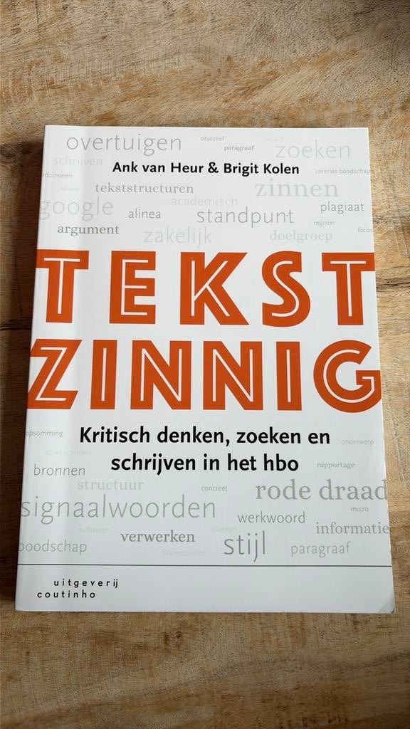 Ank van Heur - Tekstzinnig, Boeken, Ophalen of Verzenden, Zo goed als nieuw, Ank van Heur; Brigit Kolen, Nederlands