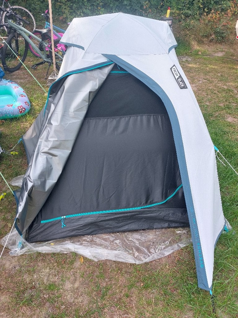 Quechua Tent, Caravans en Kamperen, Tenten, Ophalen, Zo goed als nieuw, Tot en met 2