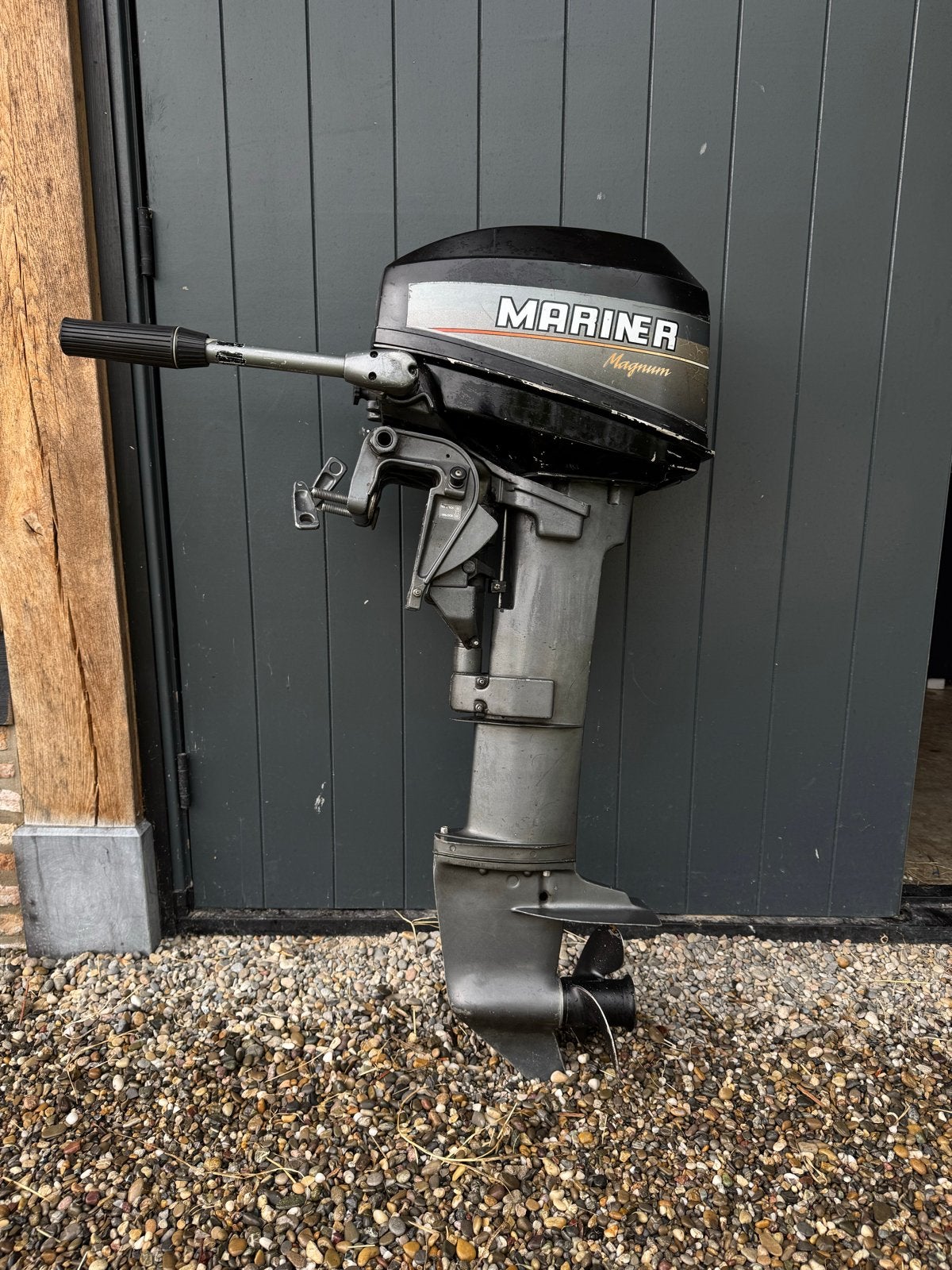 Mariner 10pk 2-takt buitenboordmotor met 12L tank, Watersport en Boten, Buiten- en Binnenboordmotoren, Ophalen, Gebruikt, 5 tot 10 pk