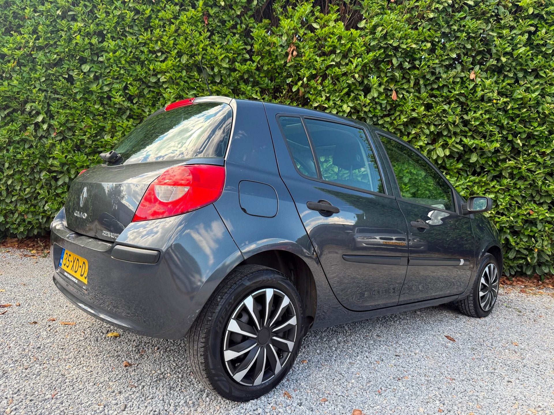 Renault Clio 1.2 Business Line |NWE APK|AIRCO|PANO|DB-RIEM V, Voorwielaandrijving, Gebruikt, 4 cilinders, Origineel Nederlands