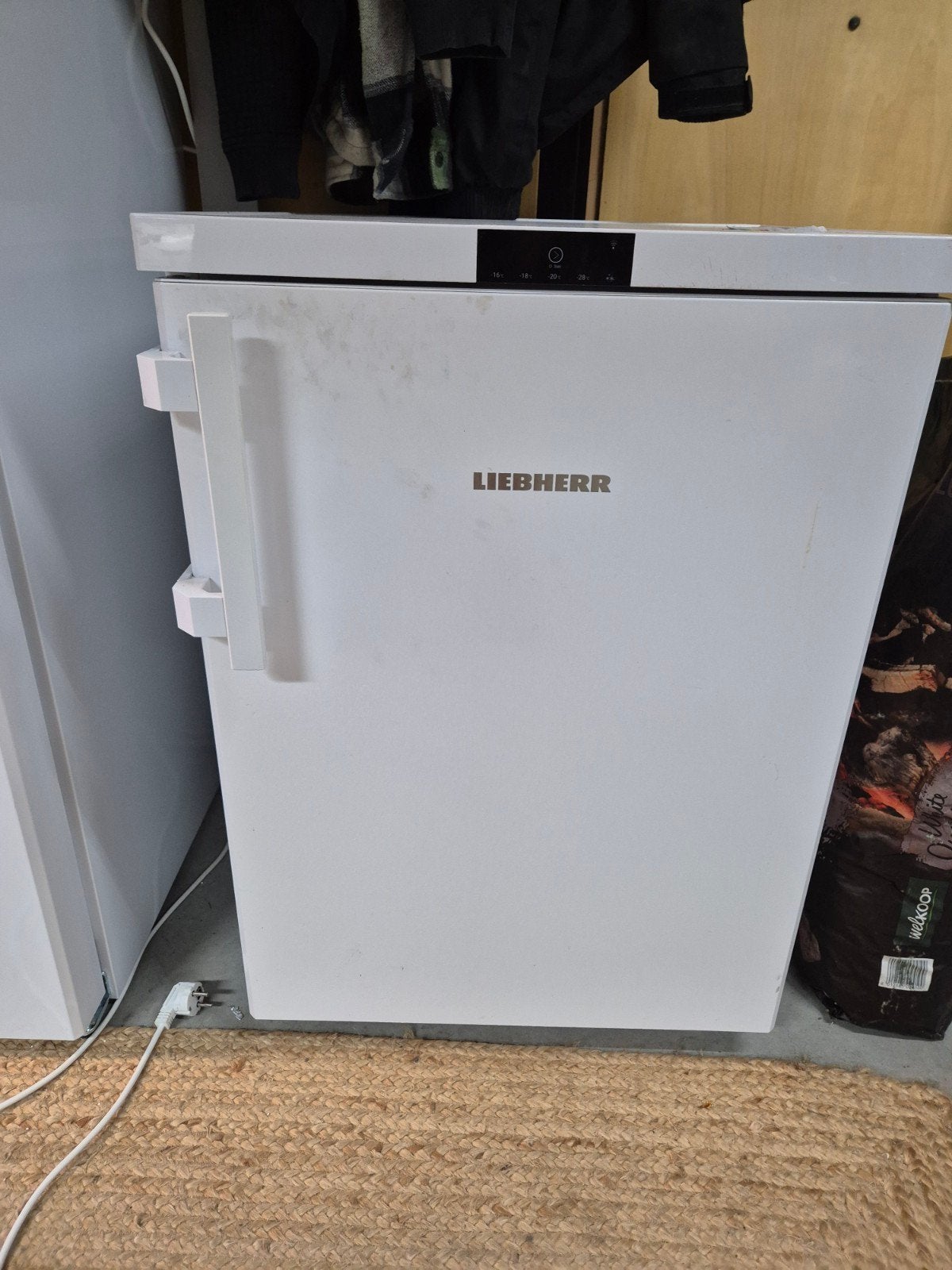 liebherr vrieskast 4 lades, Witgoed en Apparatuur, Vriezers en Diepvrieskisten, Minder dan 60 cm, Zo goed als nieuw, Vrijstaand