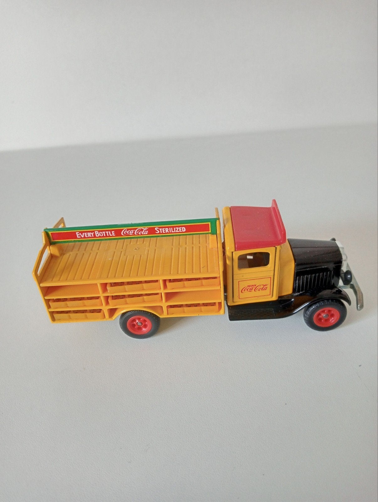Coca-Cola Model Truck - Vintage Look nieuw merk Siku, Overige merken, 1:32 tot 1:50, Nieuw, Ophalen of Verzenden