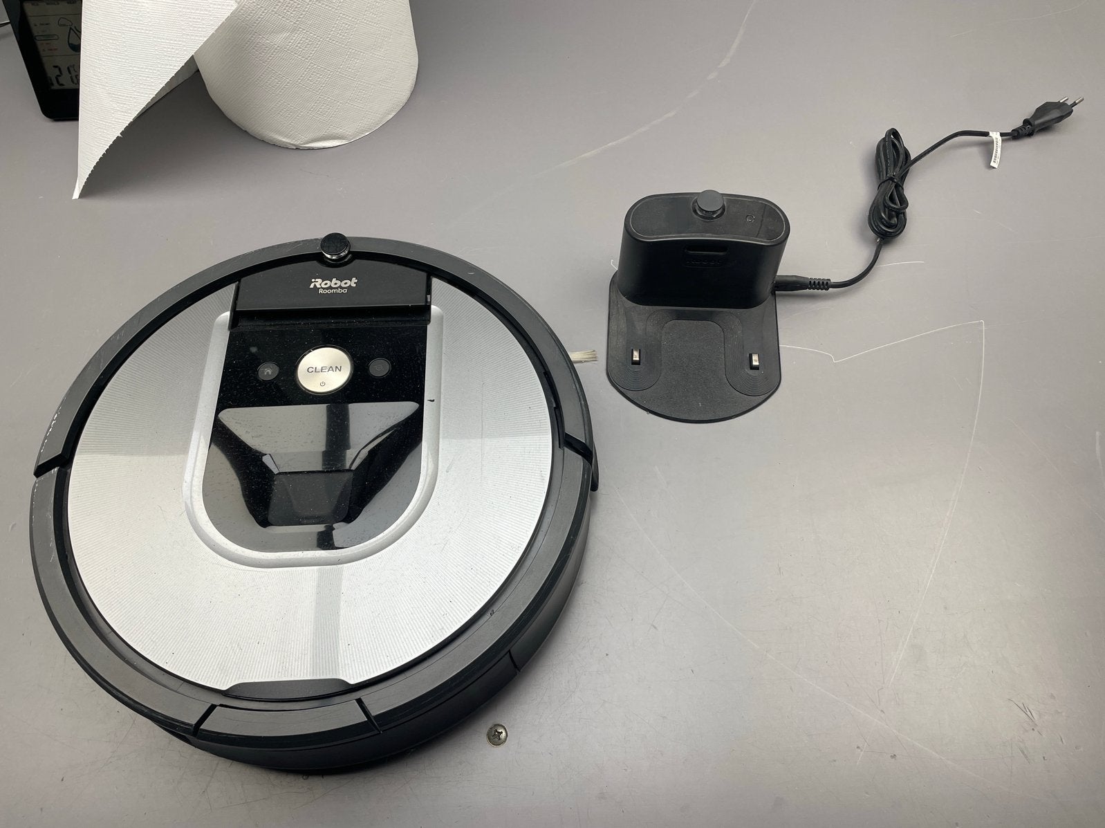 iRobot Roomba 960 - Voor onderdelen of handige klusser, IRobot, Robotstofzuiger, Niet werkend, Reservoir