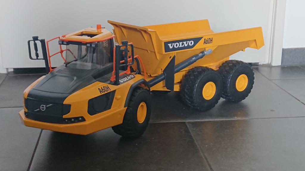 Volvo dumper Bruder, Ophalen of Verzenden, Zo goed als nieuw