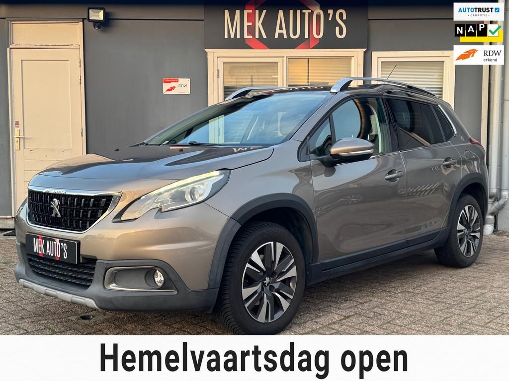 Peugeot 2008 1.2 PureTech Féline|Navi|Clima|Leder|Cruise|2e, Auto's, Peugeot, Voorwielaandrijving, 450 kg, Gebruikt, 1199 cc