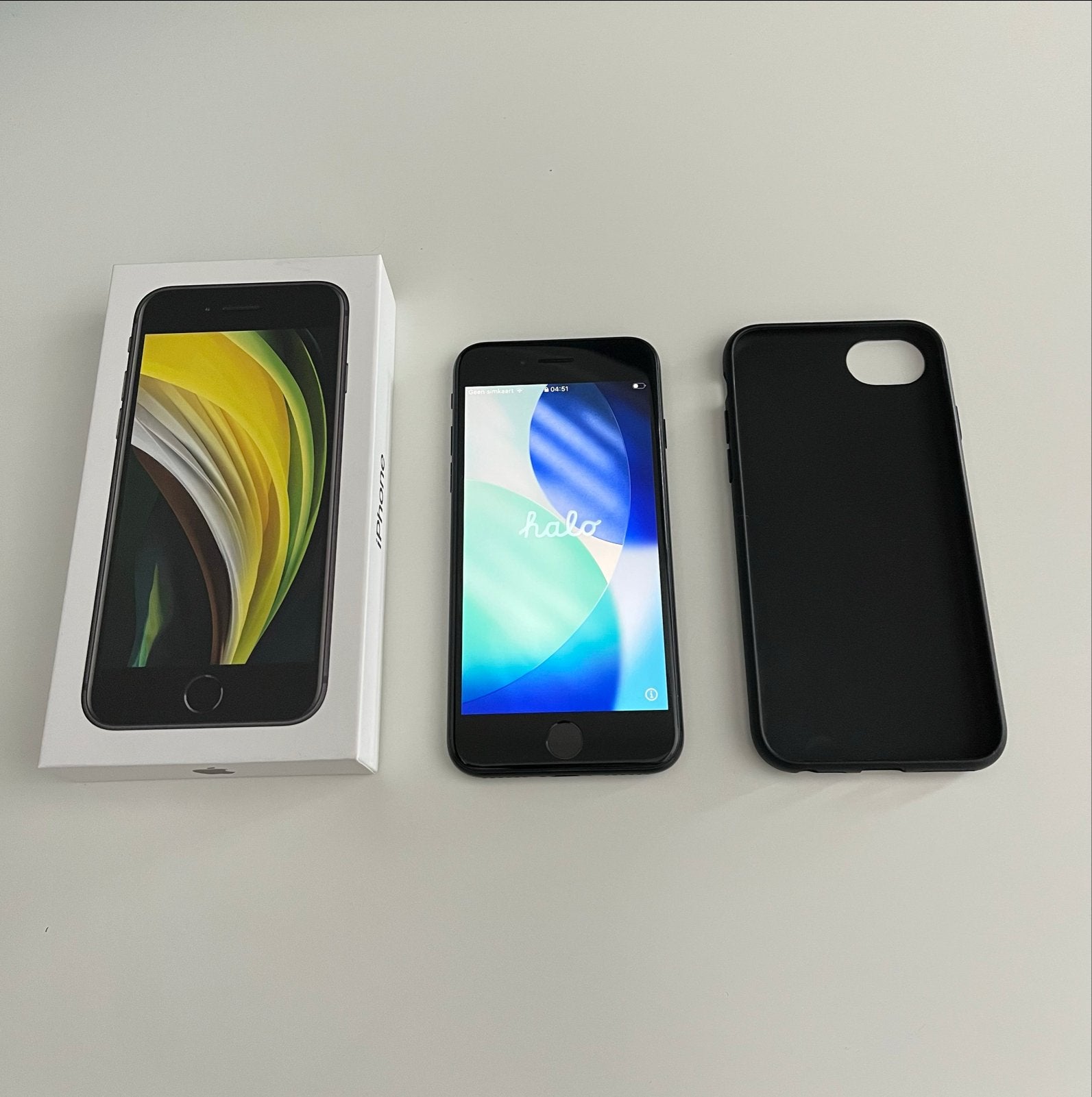 iPhone SE 64GB Zwart met hoesje en doos, Telecommunicatie, Mobiele telefoons | Apple iPhone, Ophalen, Zwart, Zo goed als nieuw