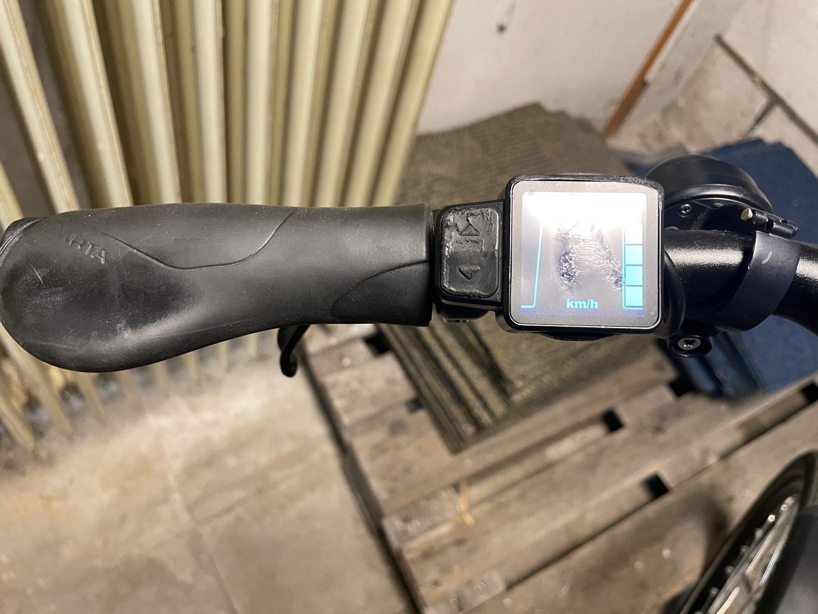 Foto 5 van Partij gebruikte stadsfietsen en e-bike gezocht: Opkoper!