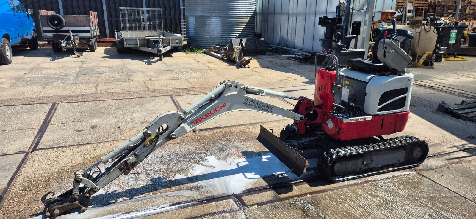 Takeuchi TB210, Ophalen, Graafmachine