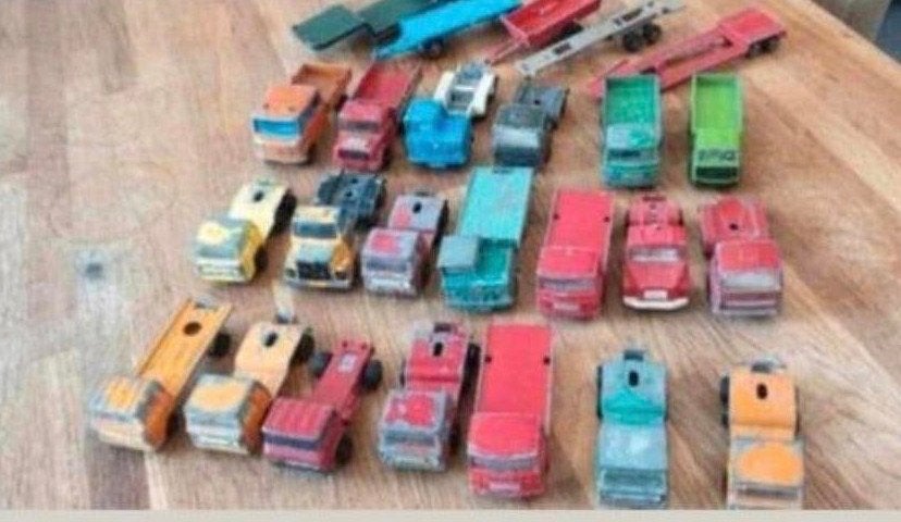 Trucks en opleggers van o.a. Majorette, Matchbox, Efsi, Hobby en Vrije tijd, Ophalen of Verzenden, Gebruikt, Bus of Vrachtwagen