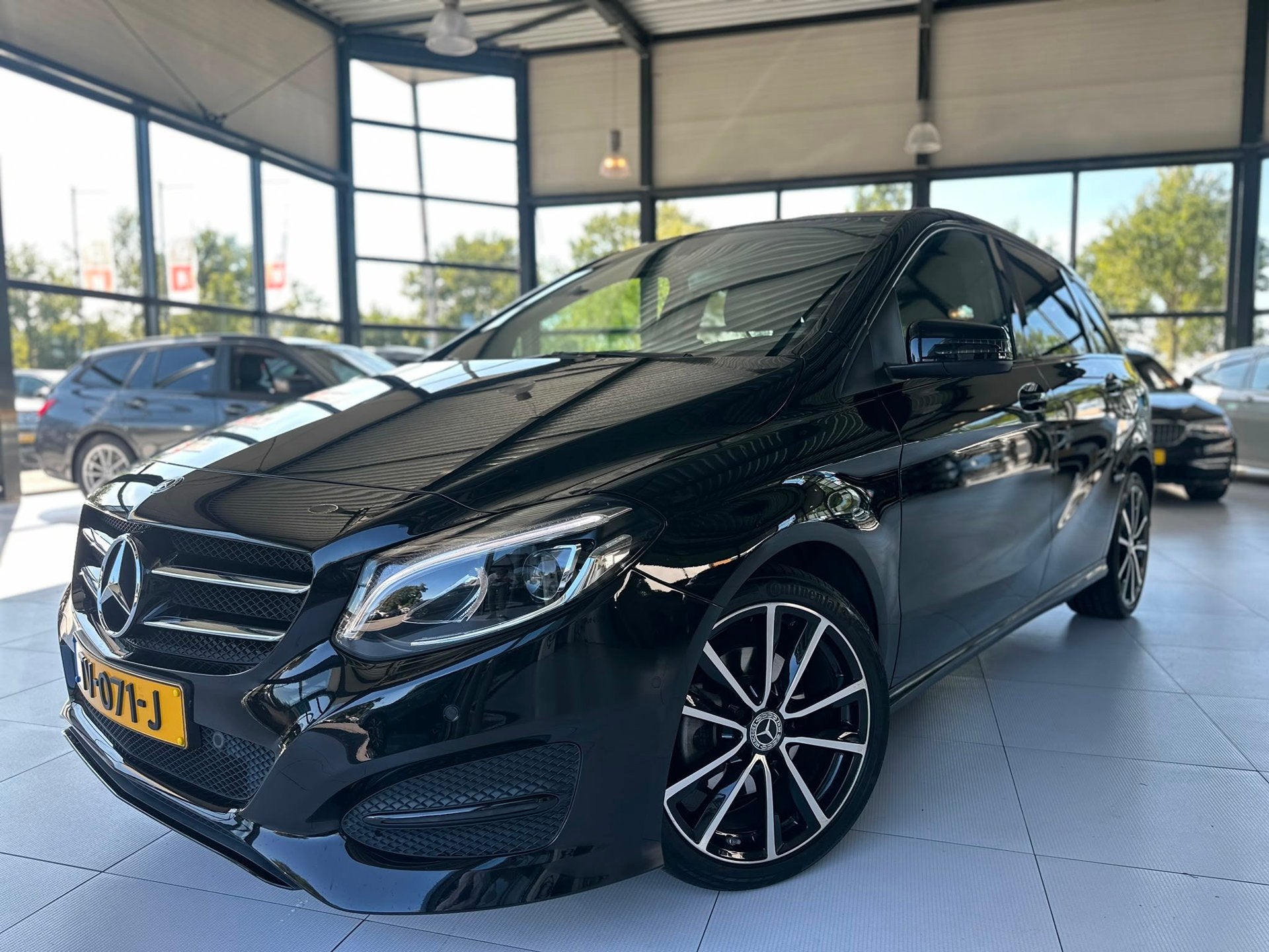 Mercedes-Benz B-klasse 180 Ambition | Orgineel NL | Automaat, 1325 kg, Gebruikt, Euro 6, 66 €/maand