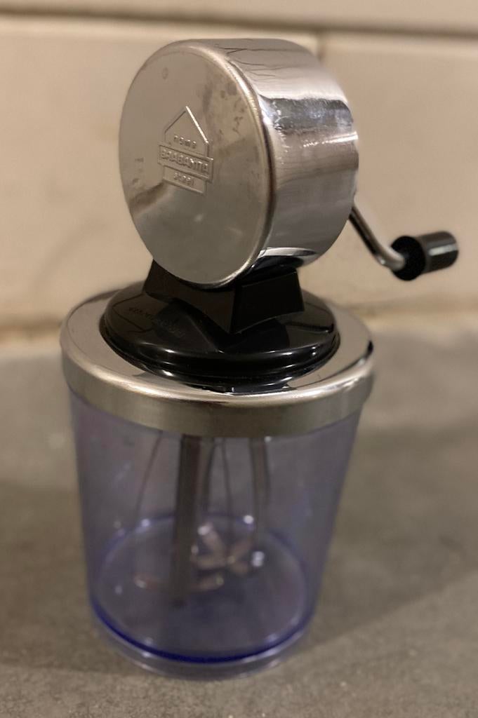 Vintage Brabantia Handmixer - Compact en Functioneel, Minder dan 1 liter, Ophalen of Verzenden, Gebruikt, 1 snelheid
