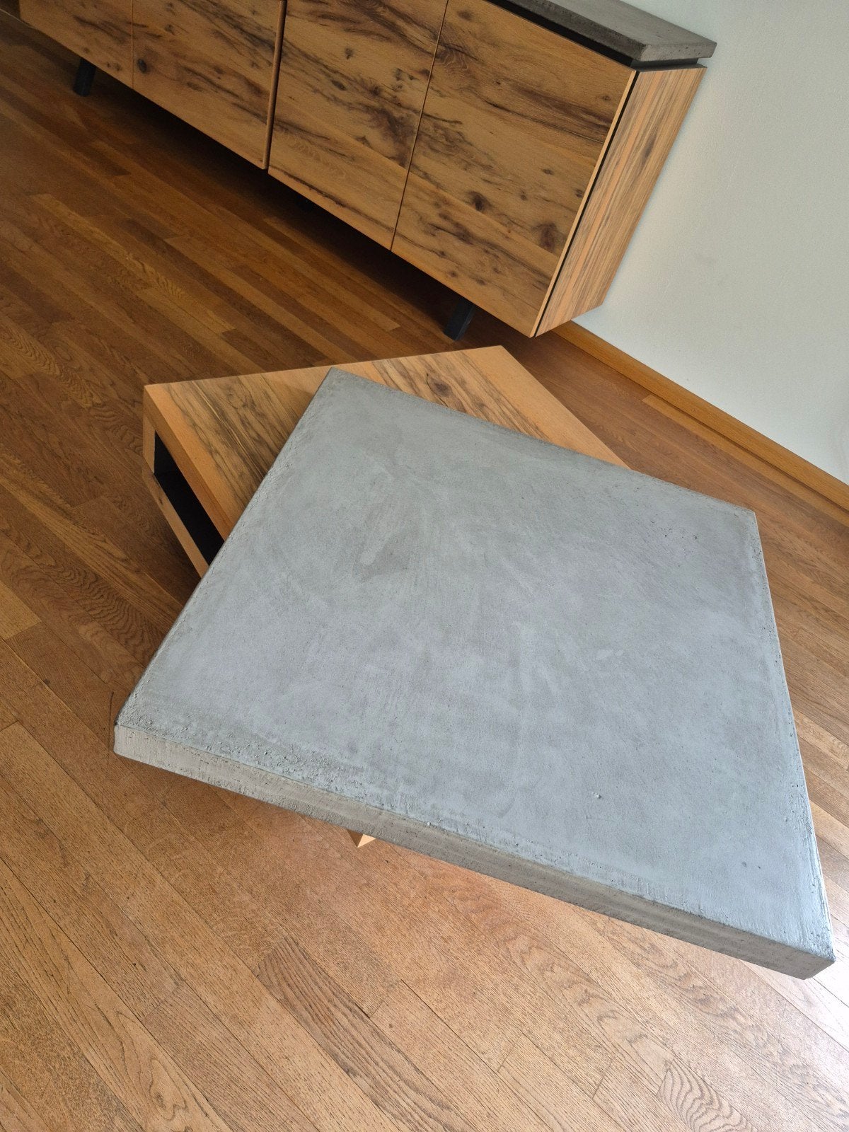 Xooon Myland set: dressoir en salontafel betonlook/hout, Huis en Inrichting, Tafels | Salontafels, Ophalen, Overige materialen