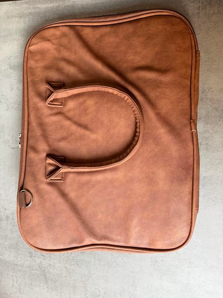 Nieuwe Laptoptas - Stijlvol en Beschermend, Ophalen, 16 inch, Nieuw, Schoudertas