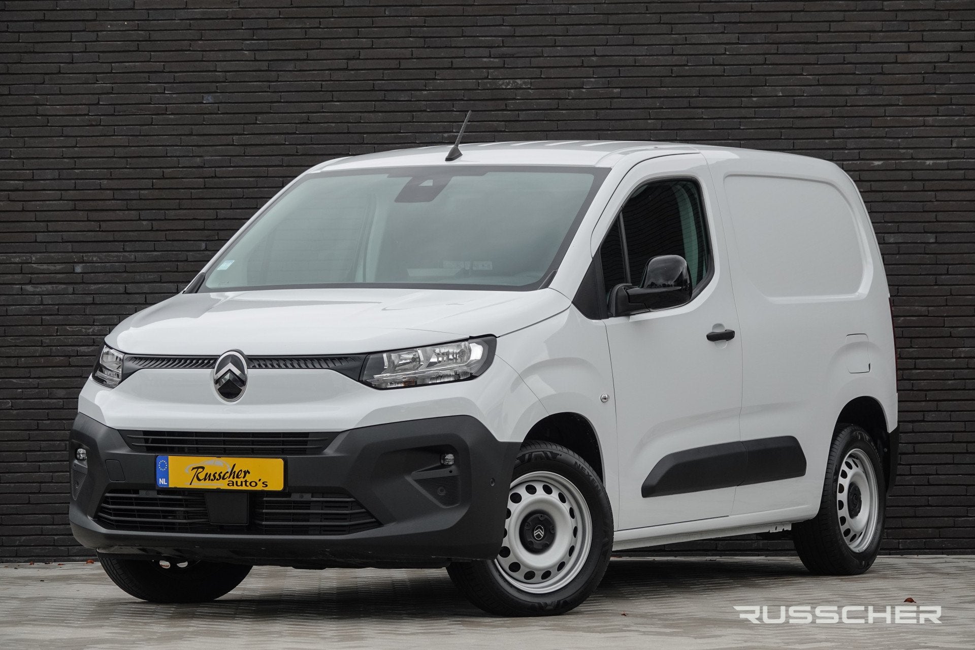 Citroën Berlingo L1 | 1.5 BlueHDi 130 Pk Aut. | Stoel-Bank, 1350 kg, Stof, Gebruikt, Zwart