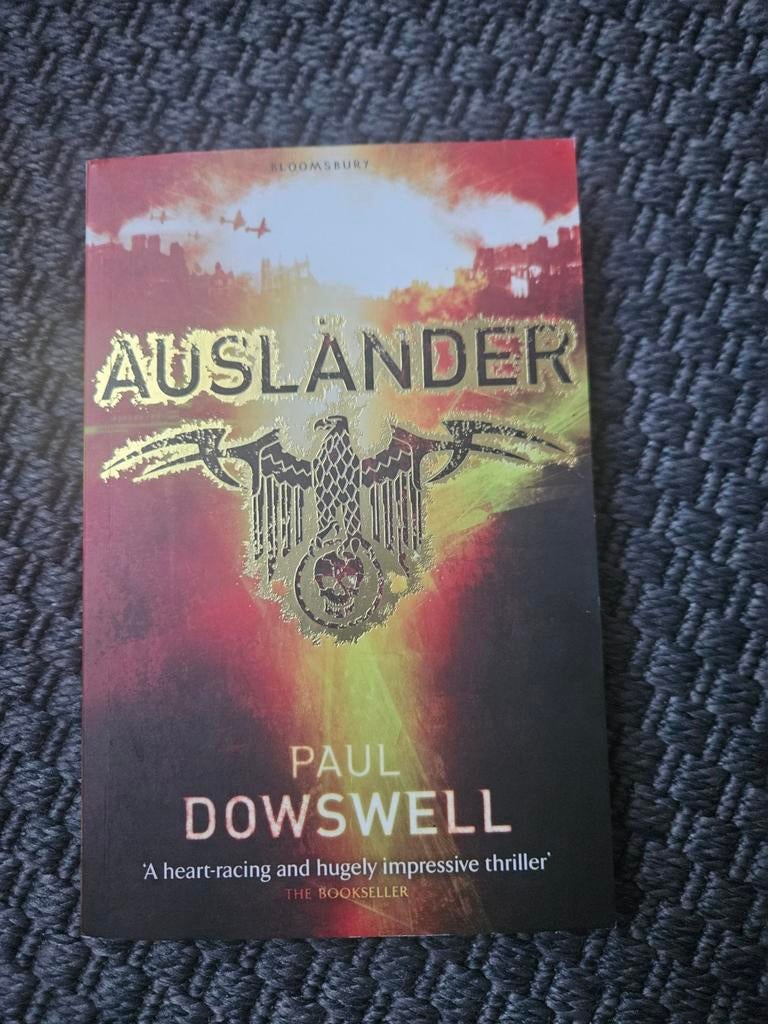 Paul Dowswell - Auslander, Ophalen of Verzenden, Zo goed als nieuw, Paul Dowswell