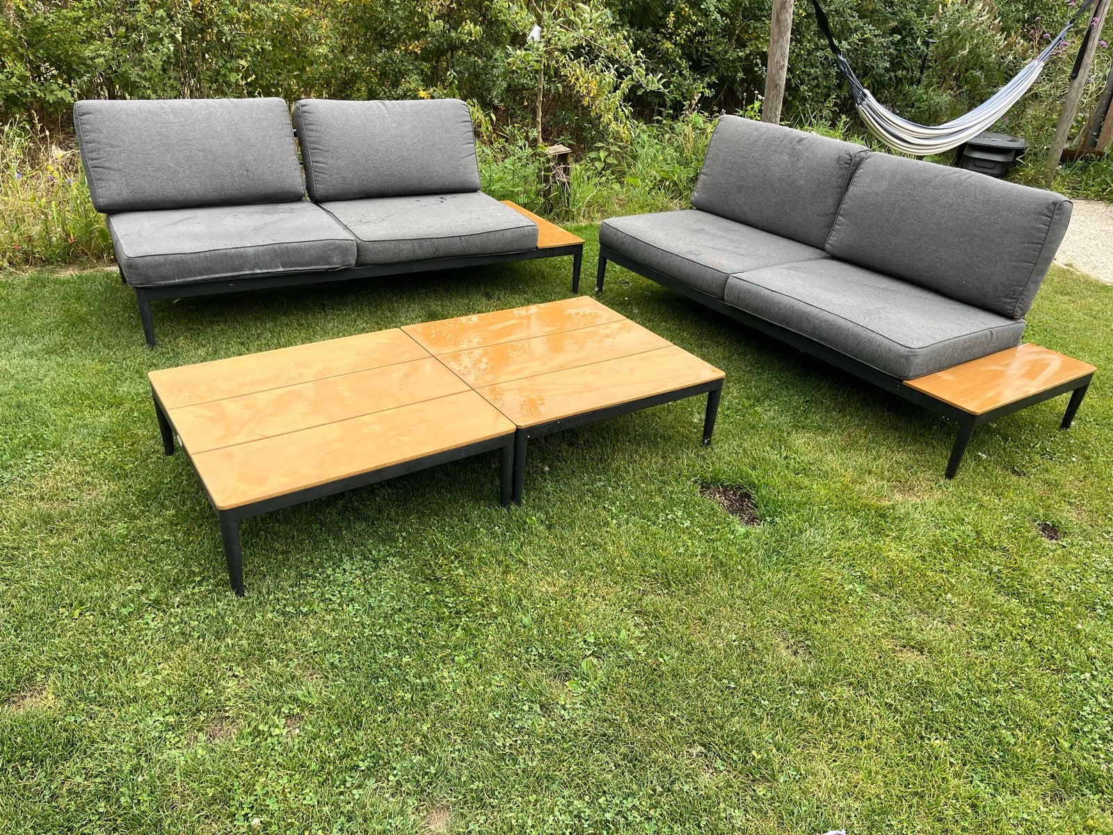 Moderne loungeset met 2 salontafels en zijtafels, Ophalen, 4 zitplaatsen, Gebruikt, Loungeset