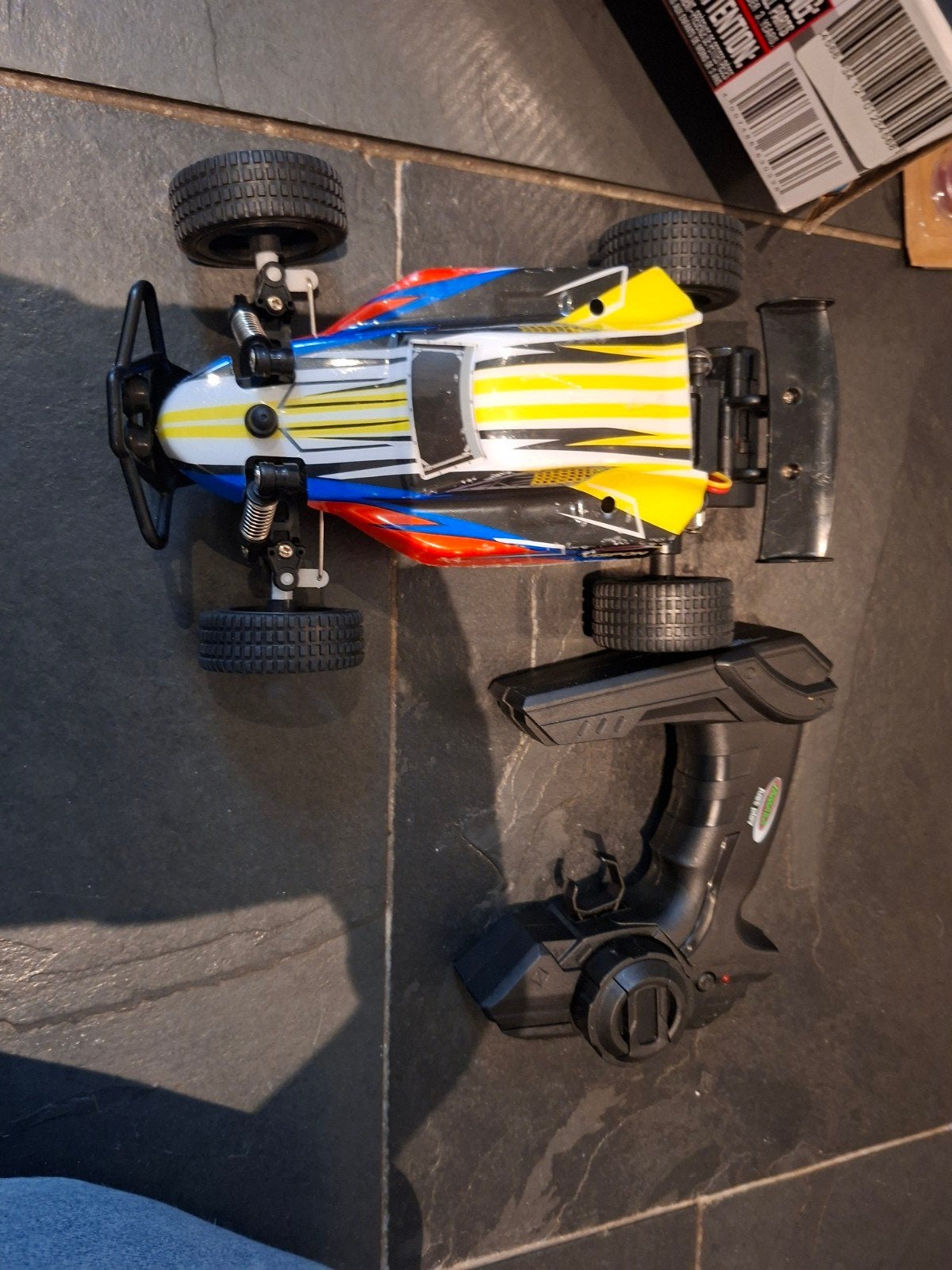 RC Buggy met afstandsbediening - Zo goed als nieuw, Elektro, Auto offroad, Ophalen of Verzenden, Zo goed als nieuw