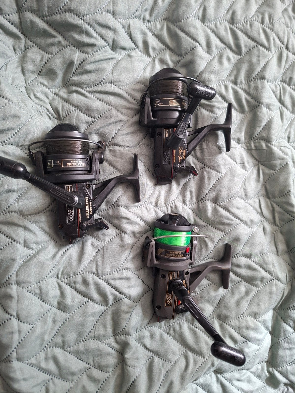 3x shimano 3500 baitrunner  carbon spoel, Ophalen, Gebruikt, Molen