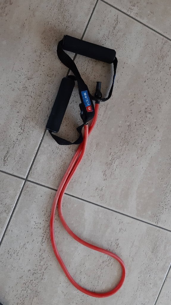 Weerbaarheids elastiek met 2 handvaten, Sport en Fitness, Fitnessmaterialen, Ophalen of Verzenden, Zo goed als nieuw, Weerstandband