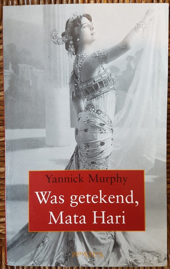 Was getekend, Mata Hari - Yannick Murphy - IZGST, Ophalen of Verzenden, Zo goed als nieuw, Yannick Murphy, Amerika