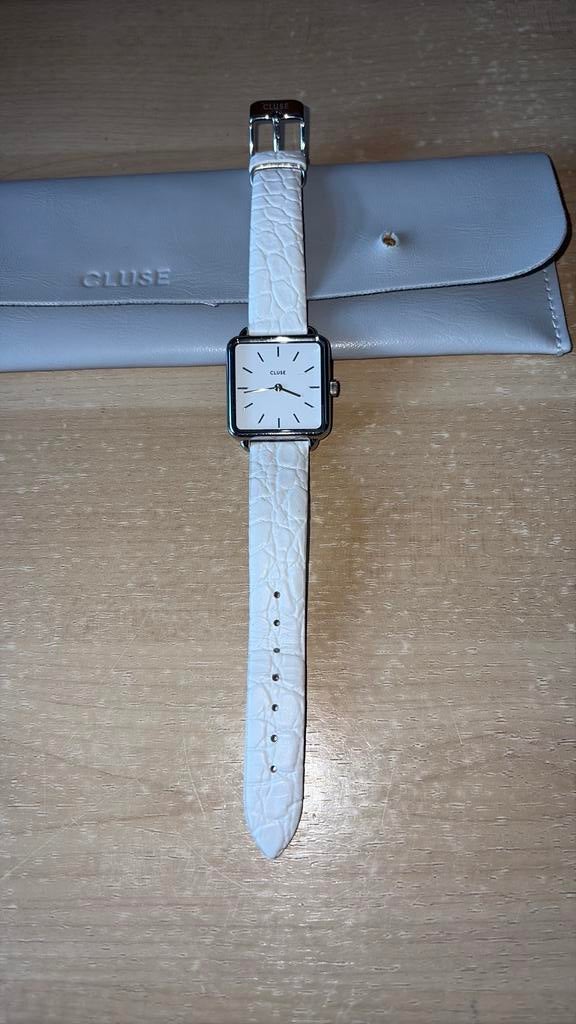 Cluse horloge wit met leren bandje, Sieraden, Tassen en Uiterlijk, Horloges | Dames, Ophalen of Verzenden, Zo goed als nieuw, Leer