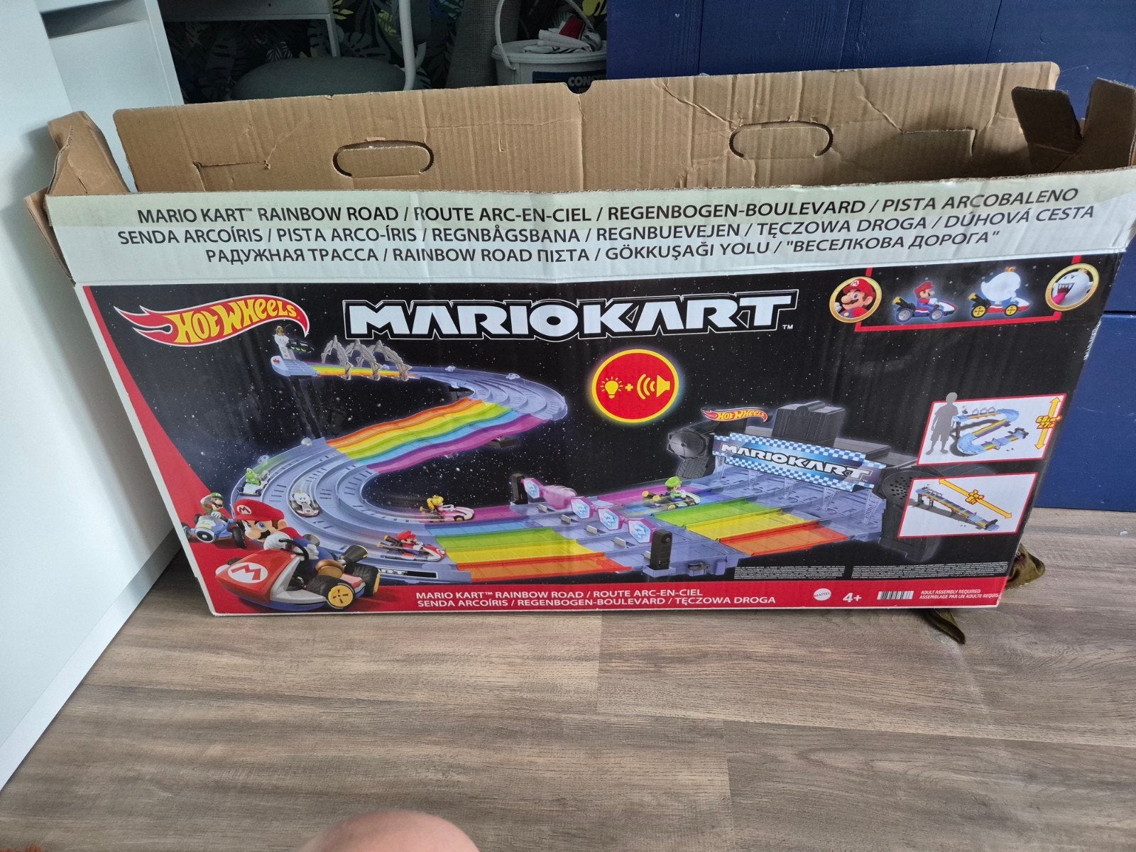 Hot Wheels Mario Kart Regenboogbaan Racebaan met 5 auto's, Ophalen, Zo goed als nieuw, Elektrisch, Hot Wheels