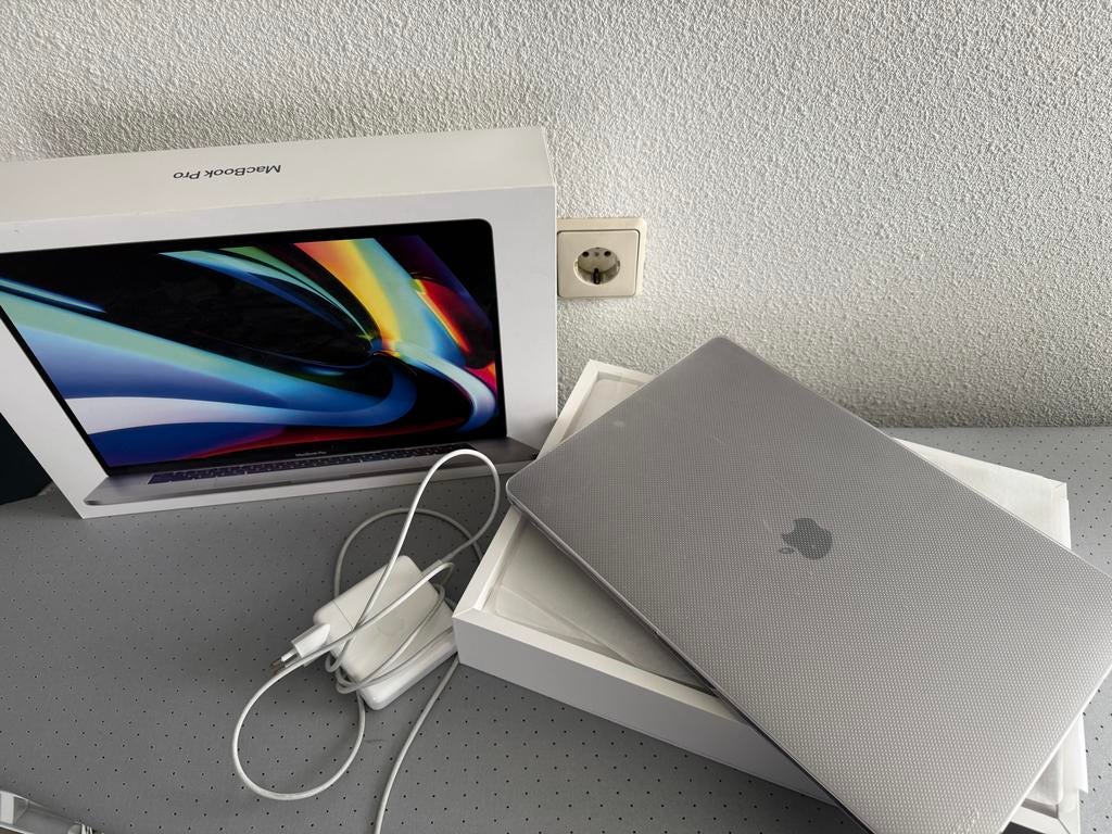MacBook Pro 16 inch (2019) - i9, 32GB RAM, 1TB SSD, MacBook Pro, 1 TB of meer, 2 tot 3 Ghz, 32 GB