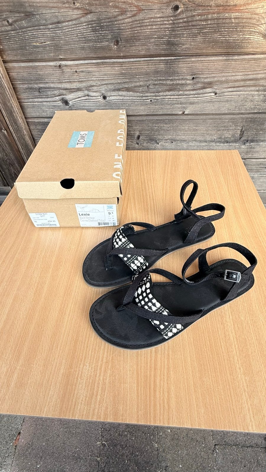 TOMS Lexie sandalen zwart met witte kralen, maat 39.5, Ophalen of Verzenden, Nieuw, Zwart, Sandalen of Muiltjes