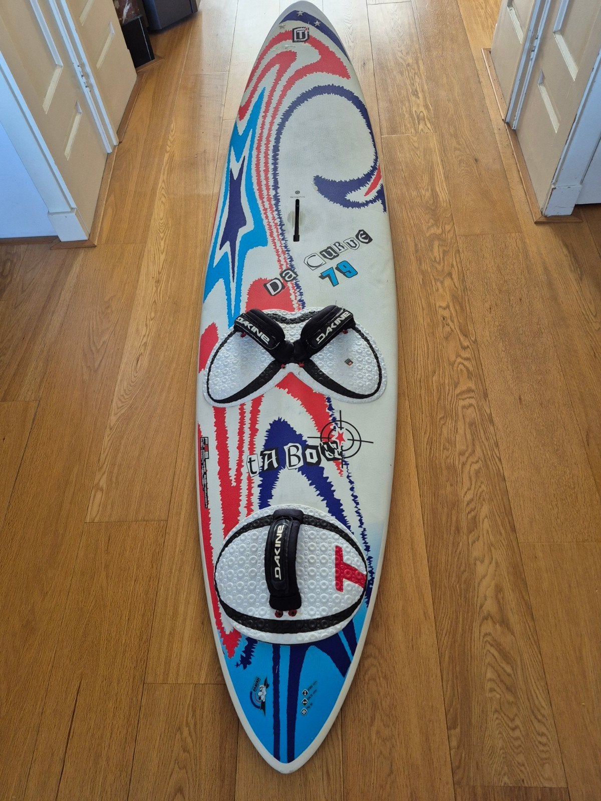 Tabou Da Curve 79L Waveboard Windsurfboard met 2 vinnen, Ophalen, Gebruikt, Tabou, Minder dan 250 cm