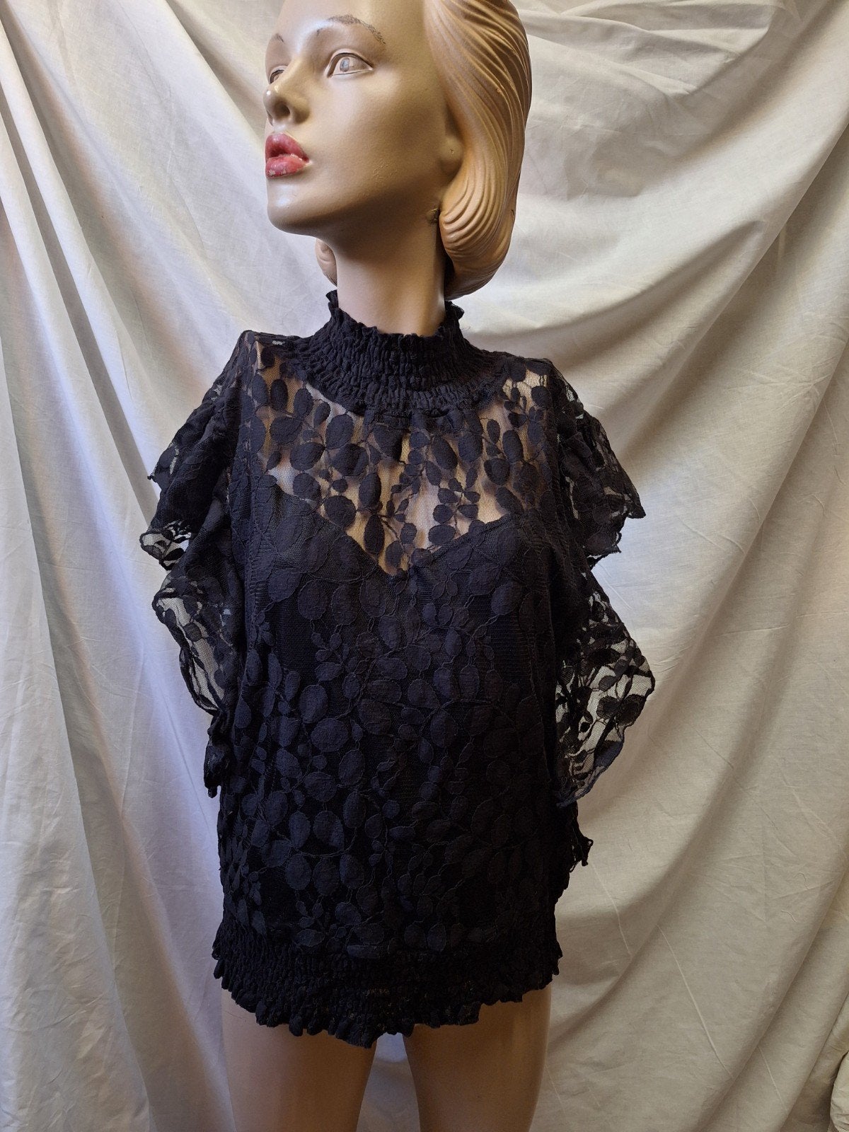 Zwarte kant topje, Kleding | Dames, Blouses en Tunieken, Ophalen of Verzenden, Zo goed als nieuw, Zwart