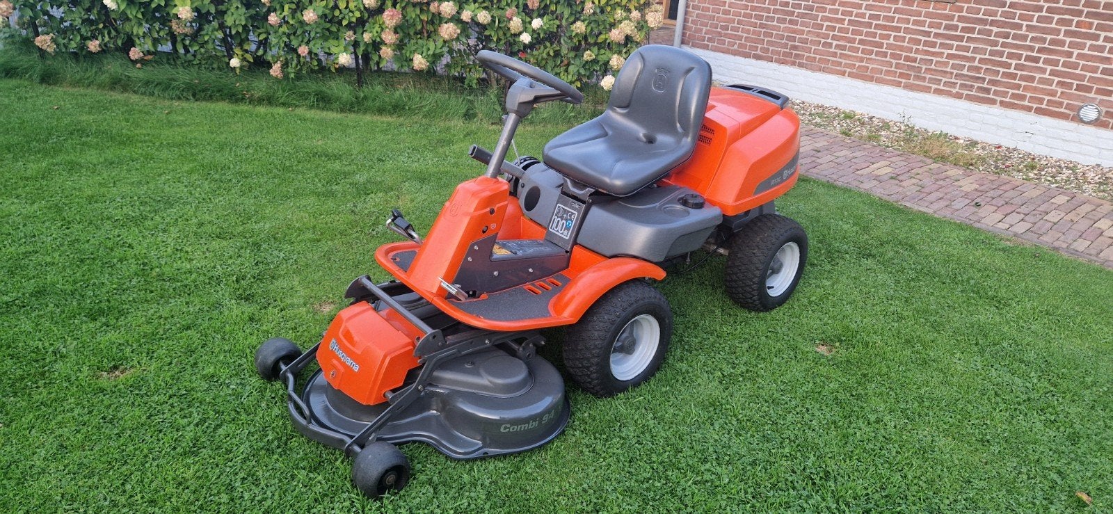 Frontmaaier,Husqvarna Rider R13C hydrostaat automaat., Ophalen of Verzenden
