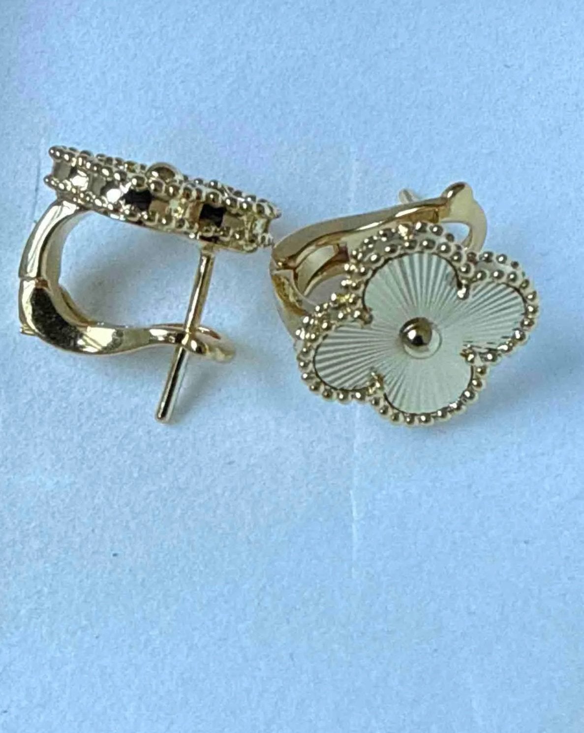VAN CLEEF GOUDEN OORBELLEN, Ophalen of Verzenden, Nieuw, Goud
