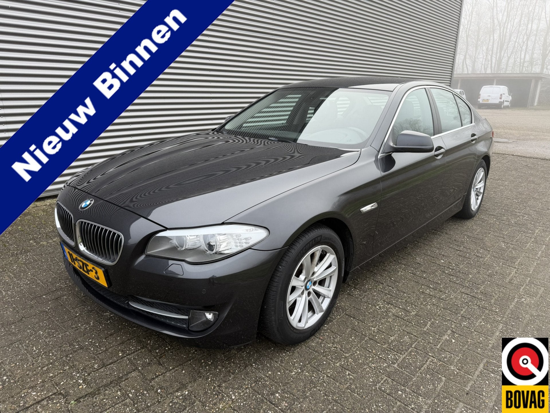 BMW 5 Serie 520i Executive Automaat alleen Export / Handel L, Auto's, BMW, Euro 5, Achterwielaandrijving, Gebruikt, 4 cilinders