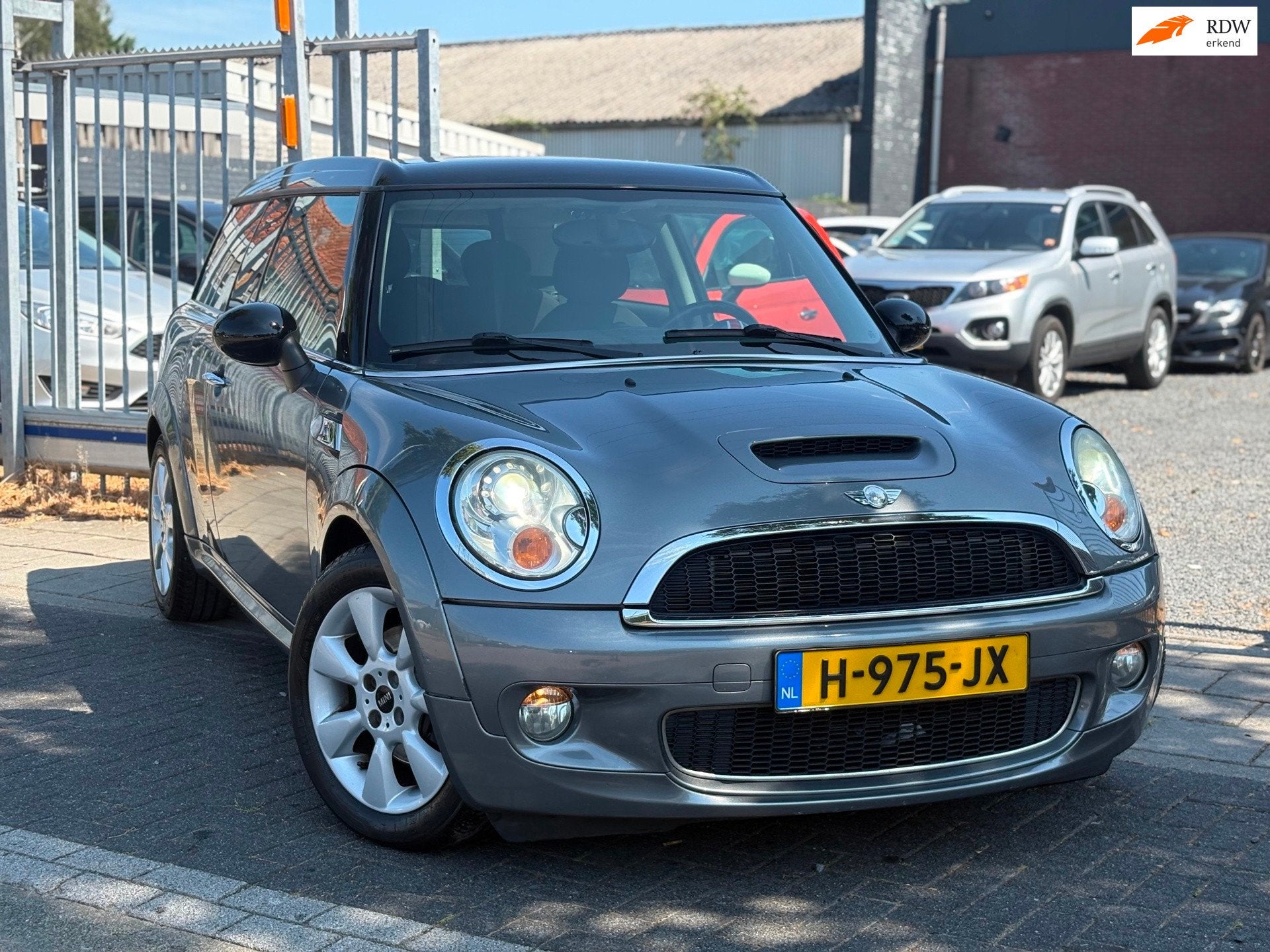 Mini Clubman 1.6 Cooper | Xenon | Half leder | Stoelverwarmi, Auto's, Voorwielaandrijving, Gebruikt, 4 cilinders, 4 stoelen