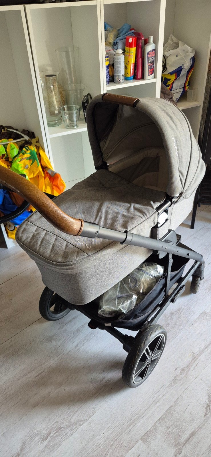 Nuna MIXX next 4-in-1 Kinderwagen met Autostoel en Base, Ophalen