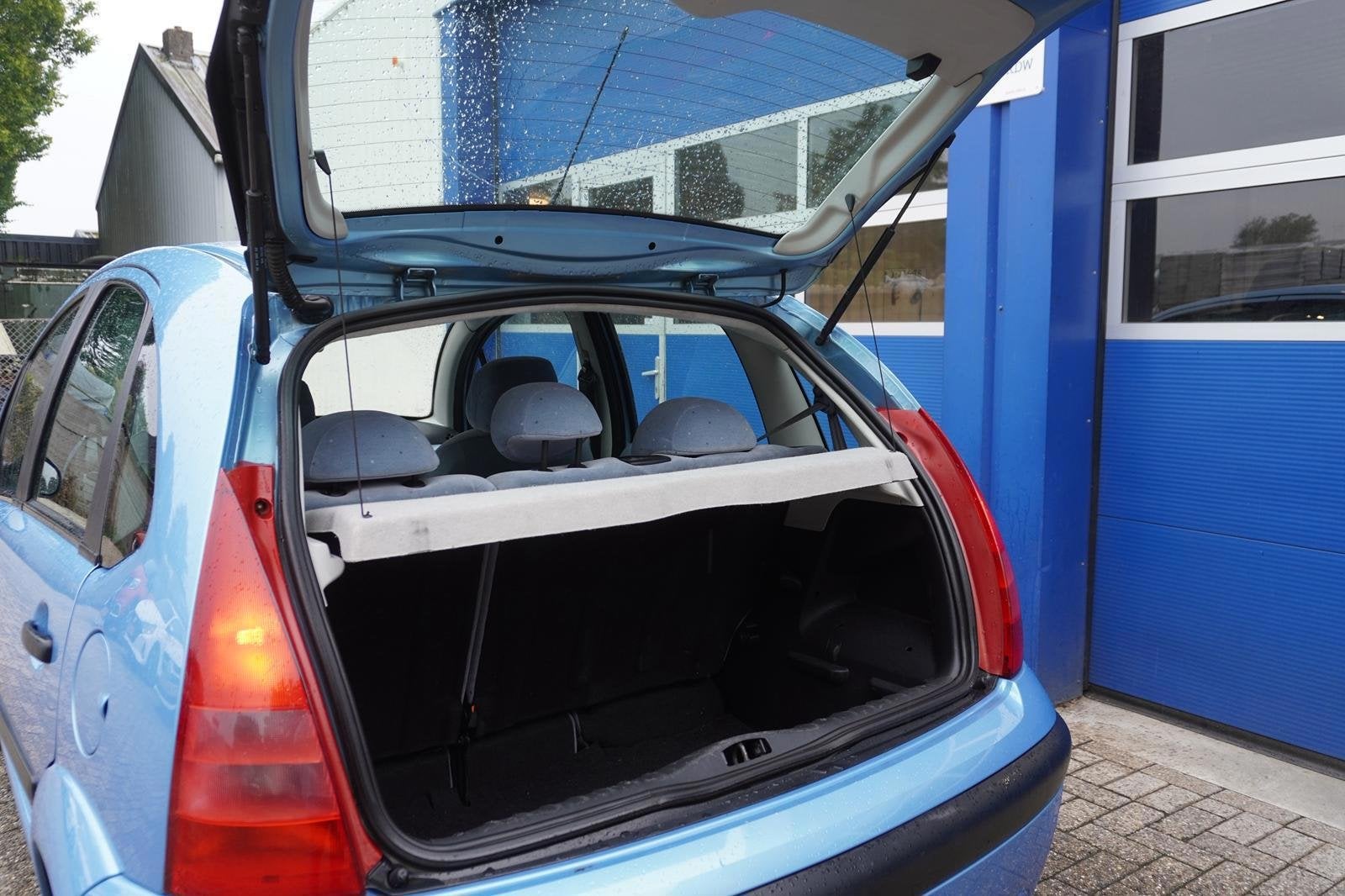 Citroen C3 1.1i APK|BEURT|HEERLIJKE ZIT|TREKHAAK|FRISSEAUTO, Auto's, Voorwielaandrijving, Stof, 4 cilinders, Elektrische ramen