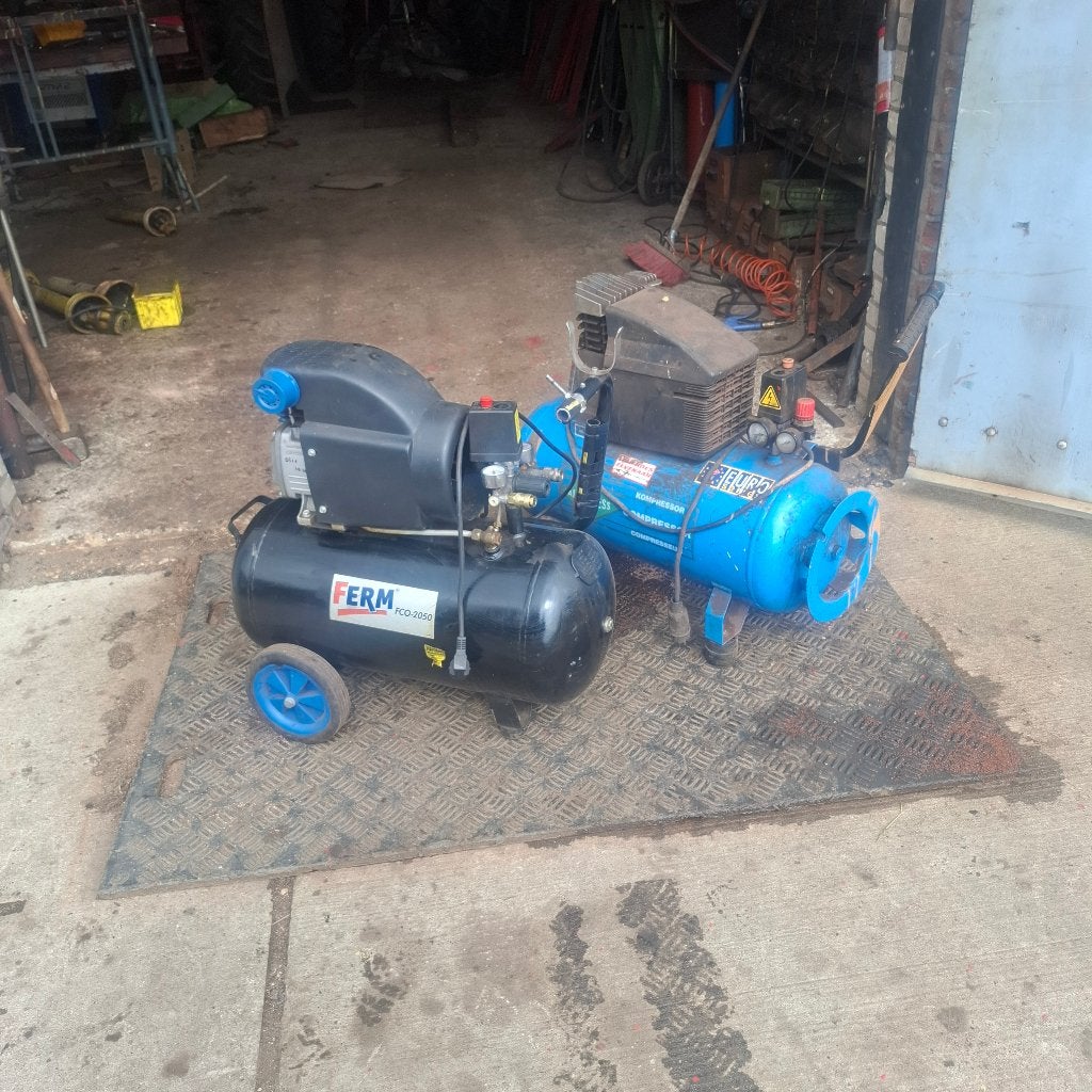 Compressor Airpres Ferm met werk, Doe-het-zelf en Verbouw, Compressors, Ophalen, Gebruikt, 25 tot 100 liter, 200 tot 400 liter/min