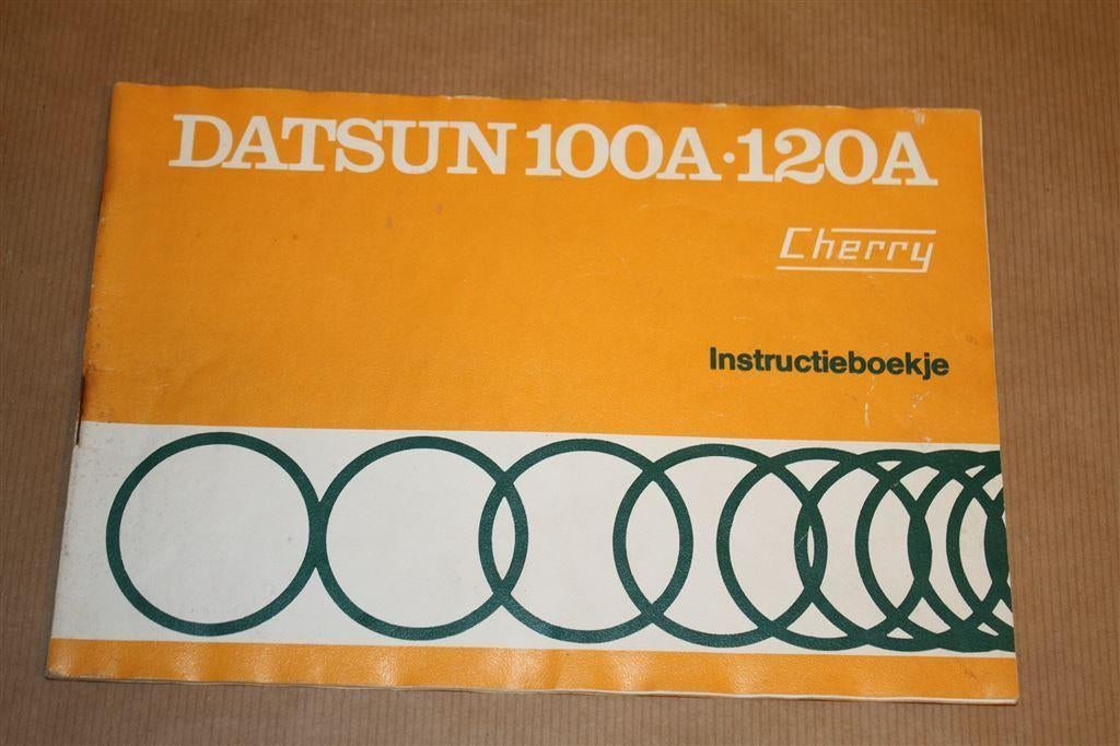 Datsun Cherry 100A - 120A Instructieboekje - 1973, Ophalen of Verzenden