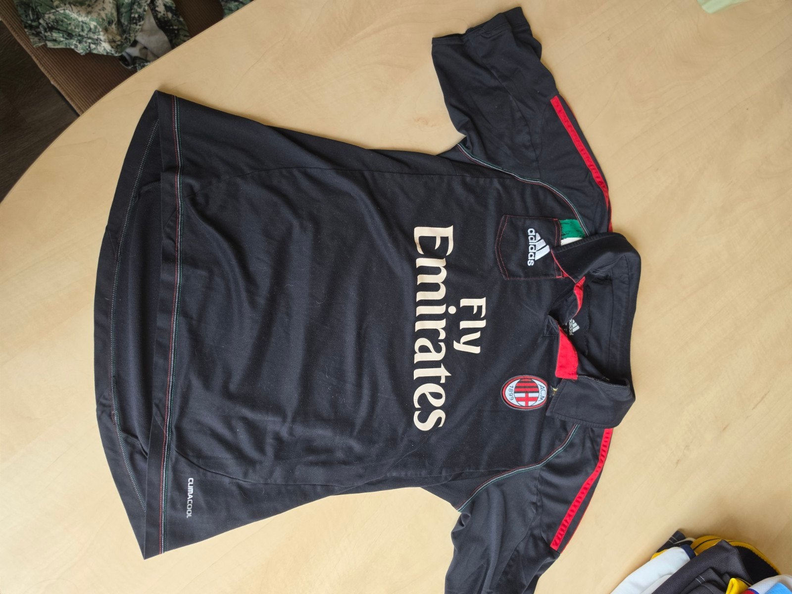 AC Milan Adidas Fly Emirates Voetbalshirt Maat S 2011-2013, Ophalen of Verzenden, Zo goed als nieuw, Voetbal