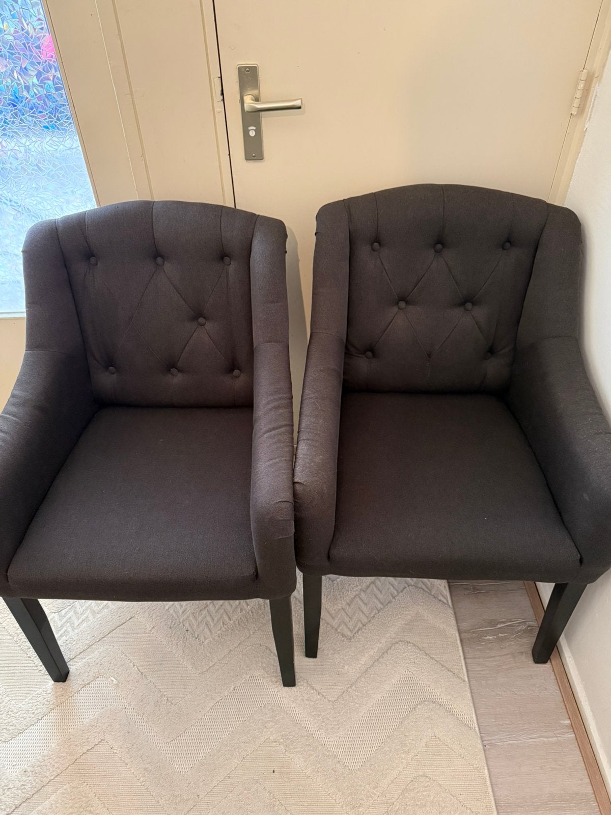 Zo goed als nieuwe donkergrijze eetkamerstoelen, Huis en Inrichting, Stoelen, Ophalen, Zo goed als nieuw, Vier