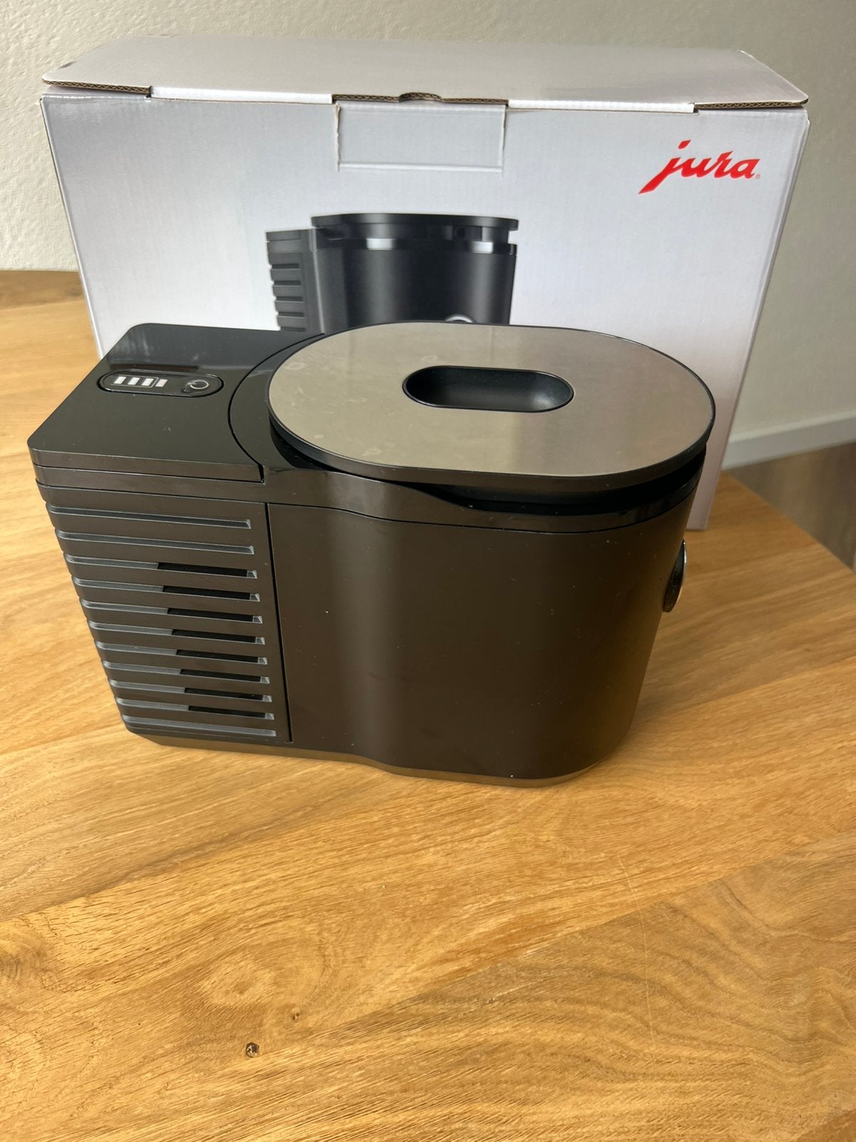 Jura Cool control 0.6l, Ophalen, Zo goed als nieuw