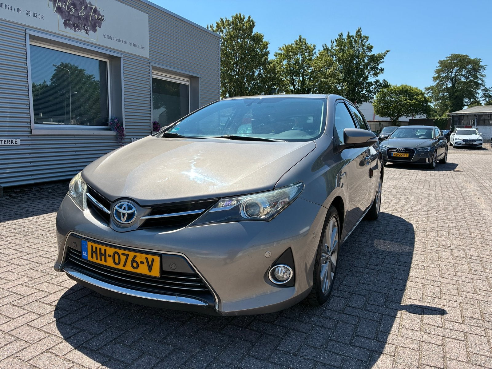 Toyota Auris 1.8 Hybrid 73KW 5D 2013 brons metallic, Auto's, Toyota, Zwart, Bruin, Leder, Bedrijf