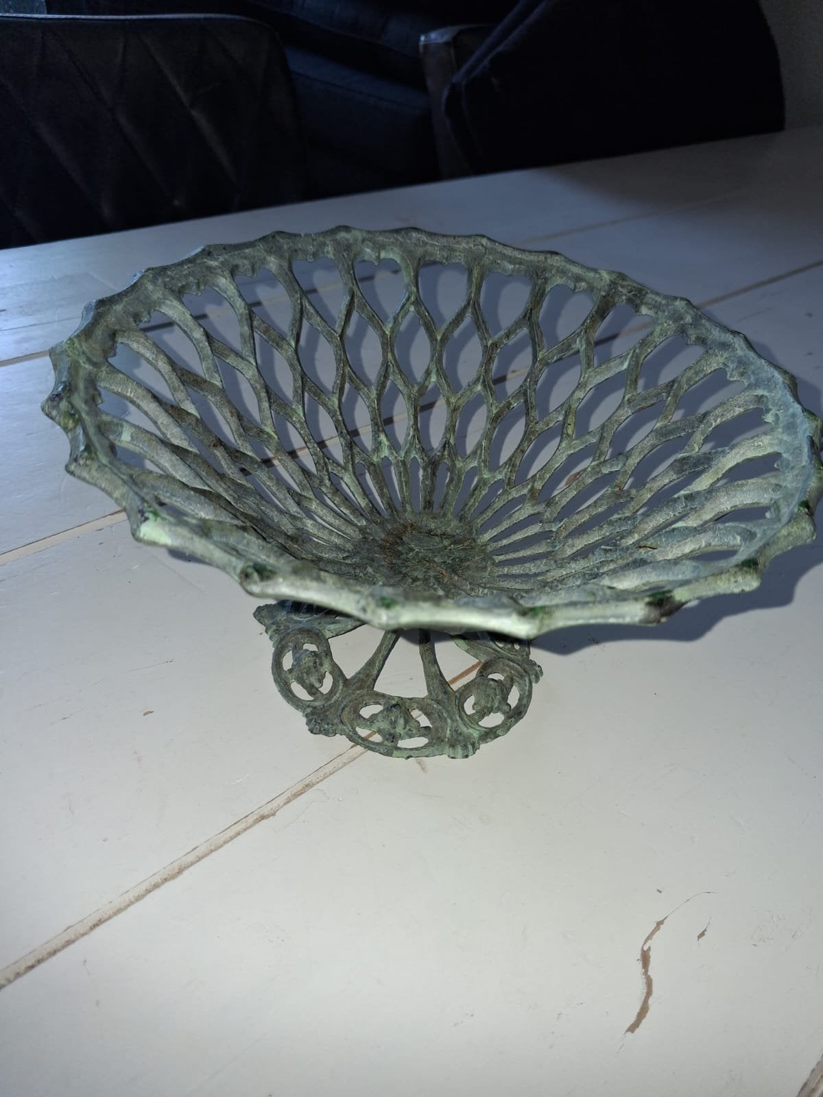 Gietijzeren fruitschaal diameter 30 cm, Ophalen, Zo goed als nieuw, Rond, Overige materialen