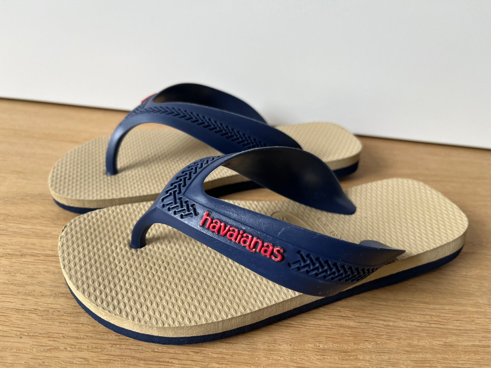 Havaianas slippers - maat 31-32, Jongen of Meisje, Overige typen, Ophalen of Verzenden, Zo goed als nieuw