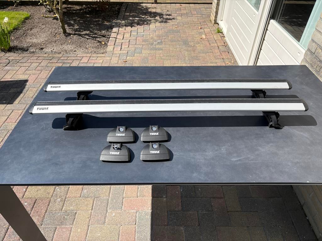 Thule dakdragers Wingbar EVO met voetenset, Auto diversen, Dakdragers, Gebruikt, Ophalen
